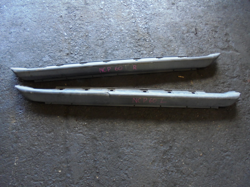 Порог Toyota Ist