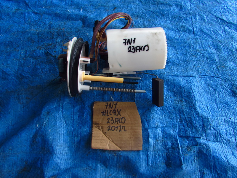 Топливный насос Volkswagen Sharan 7N1