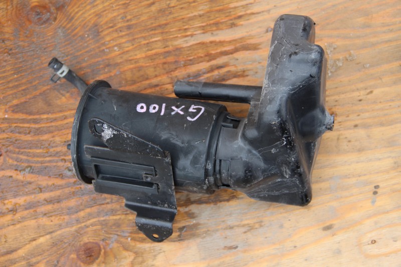 Адсорбер Toyota Mark II GX100