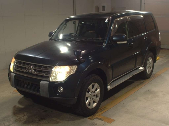 Mitsubishi Pajero V93W