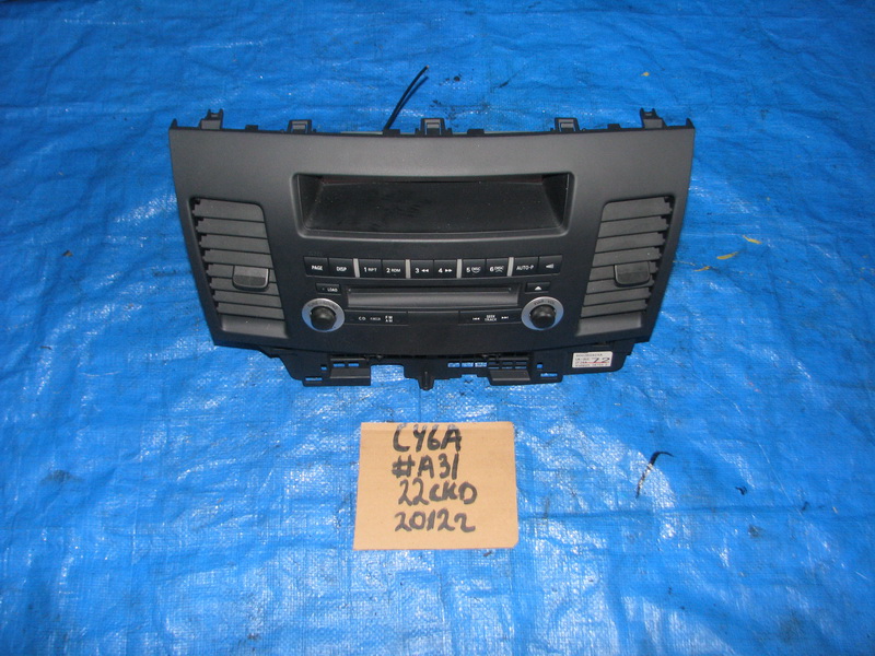 Магнитофон Mitsubishi Lancer CY6A