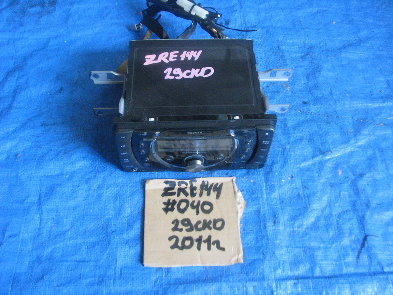 Магнитофон Toyota Corolla Fielder ZRE144