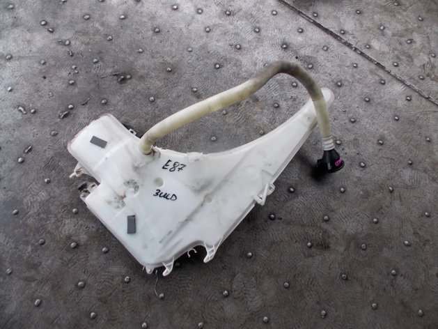 Бачок стеклоомывателя BMW 1-series