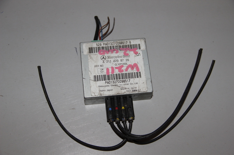 Блок управления антенной Mercedes-benz E-class S211