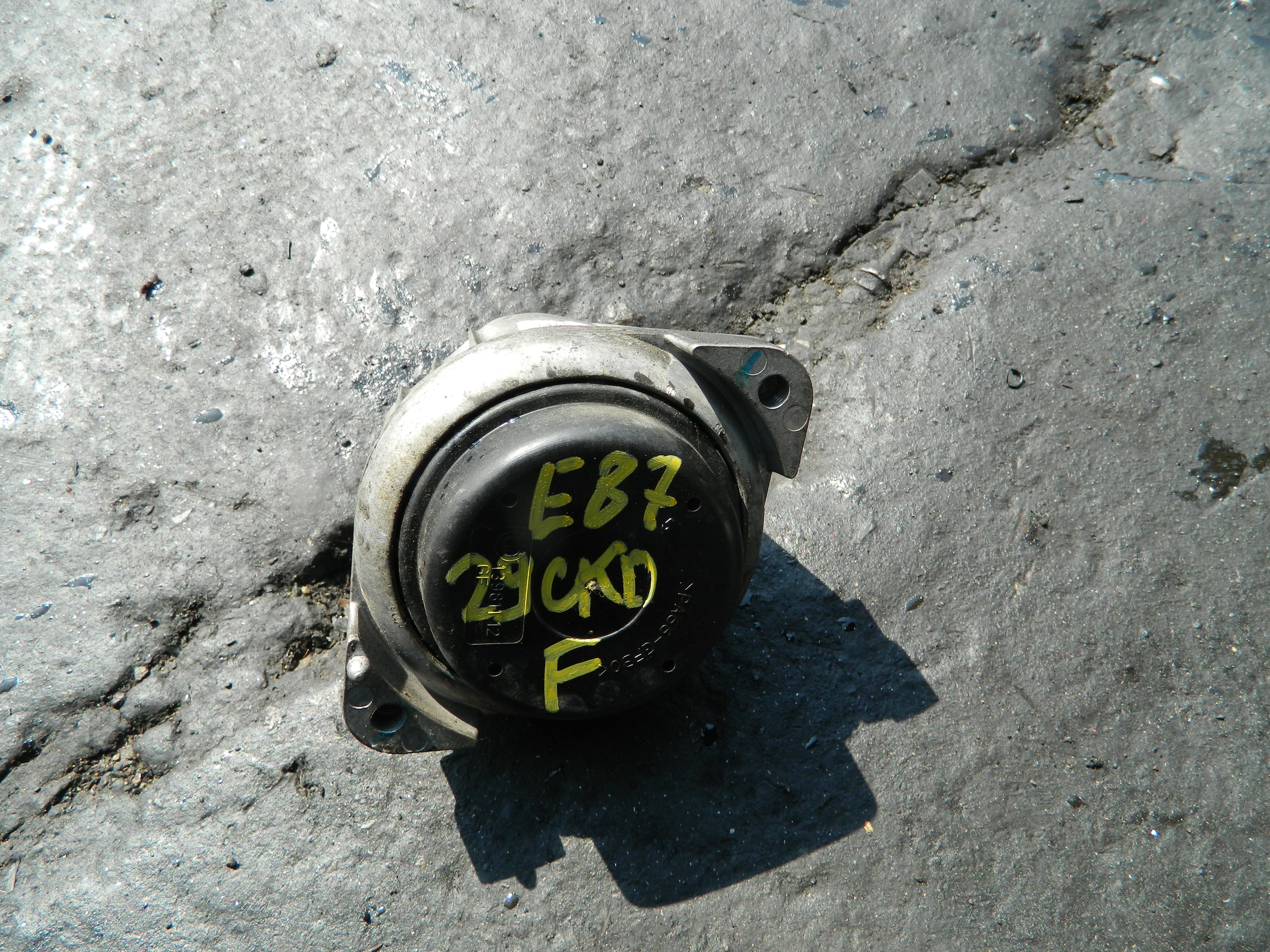 Подушка двигателя BMW 1-series