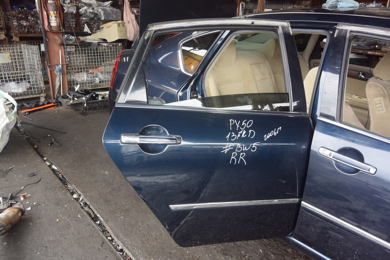 Дверь Nissan Fuga PY50