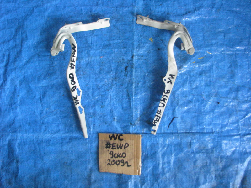 Петля капота Peugeot 207 WC