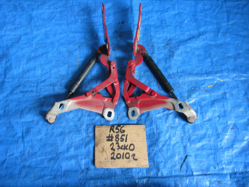 Петля капота Mini Hatch