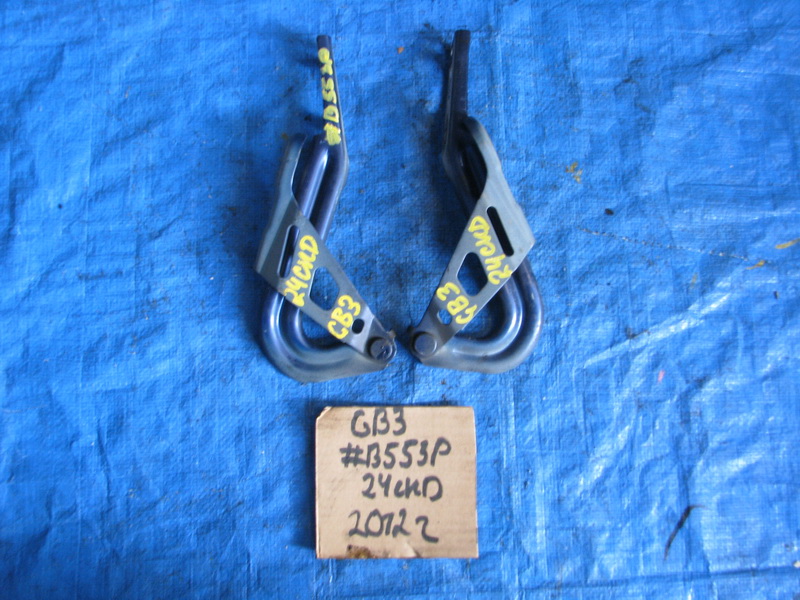 Петля капота Honda Freed