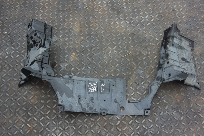 Защита двигателя Mitsubishi Outlander CW5W