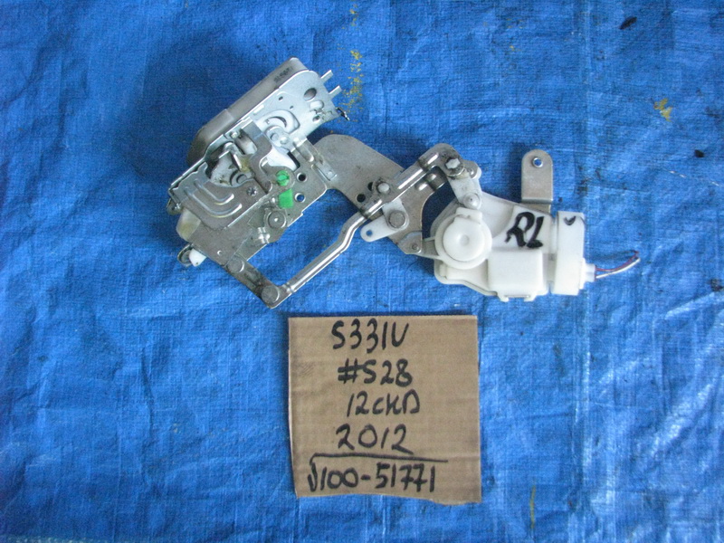 Замок двери Daihatsu Hijet S331V