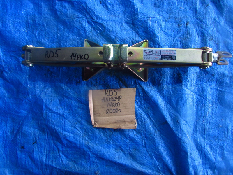 Домкрат Honda CR-V RD5