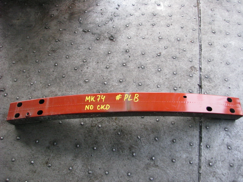 Усилитель бампера Jeep Patriot MK74