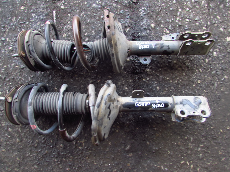 Стойка Toyota Harrier