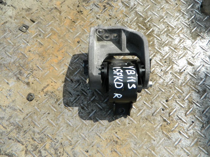 Подушка двигателя Suzuki Sx4
