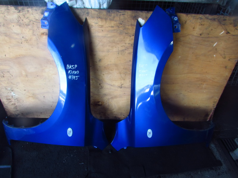 Крыло Mazda Axela BK5P