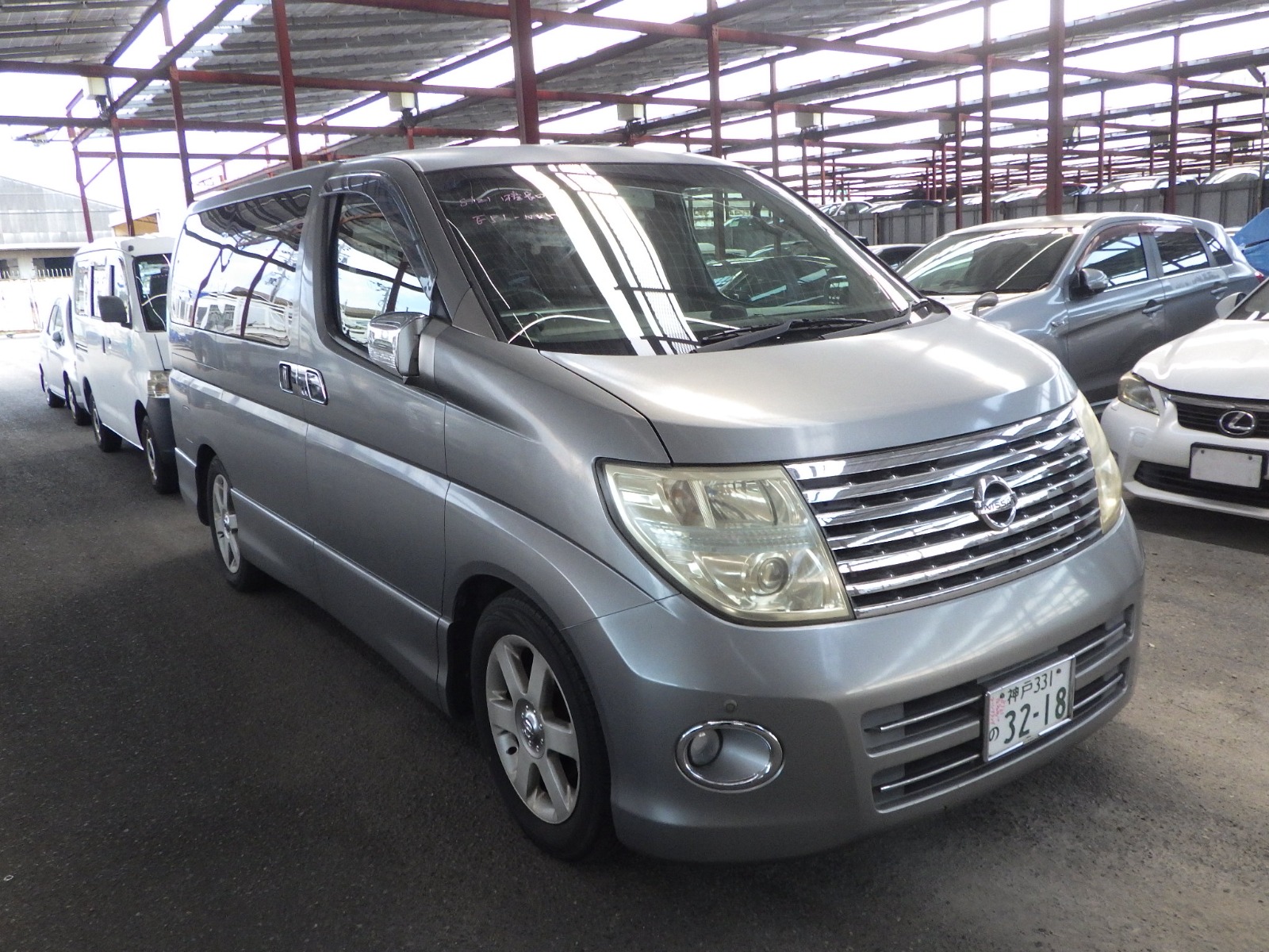 Nissan Elgrand E51