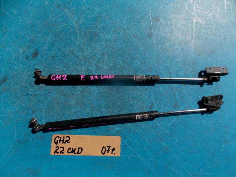 Амортизатор капота Subaru Impreza