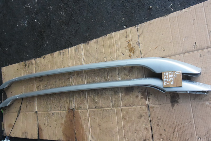 Рейлинги Toyota Avensis AZT250