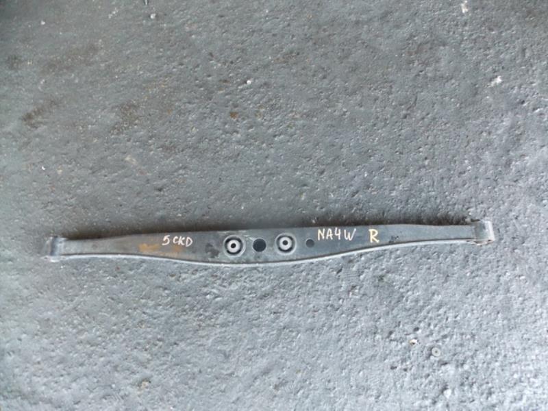 Тяга подвески Mitsubishi Grandis