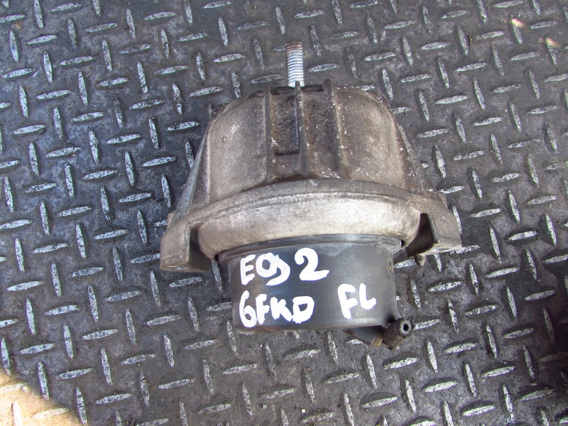 Подушка двигателя BMW 3-series