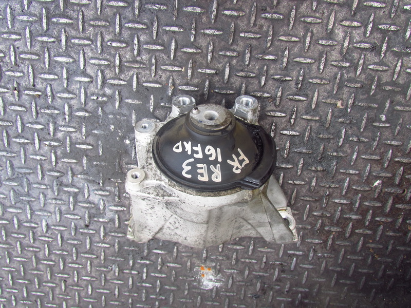 Подушка двигателя Honda CR-V