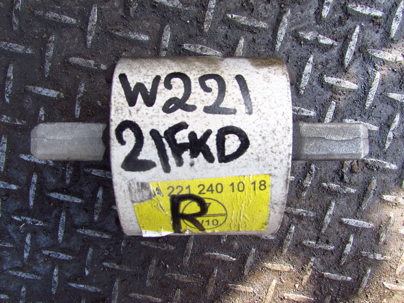 Подушка двигателя Mercedes-benz S-class