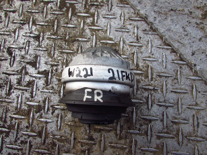 Подушка двигателя Mercedes-benz S-class