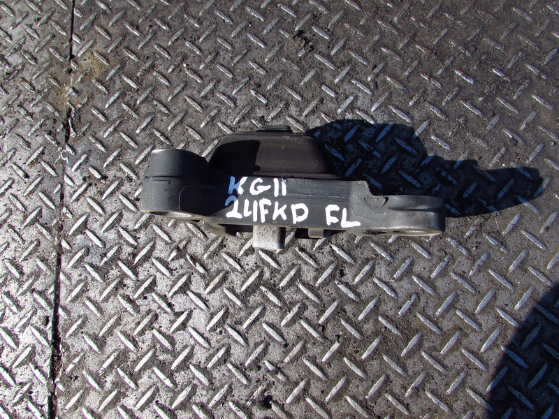 Подушка двигателя Nissan Bluebird Sylphy