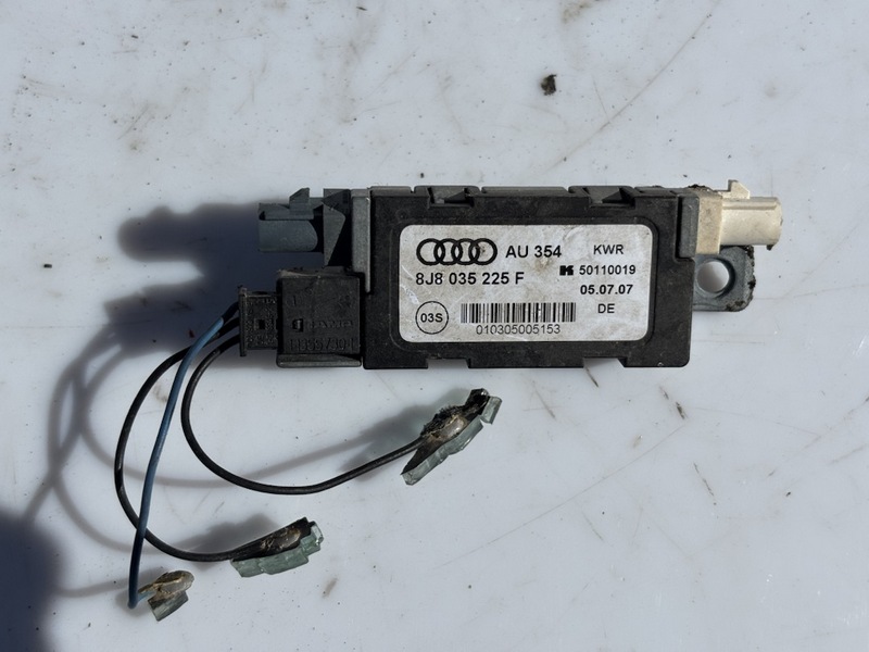 Усилитель антенны Audi TT 8J3