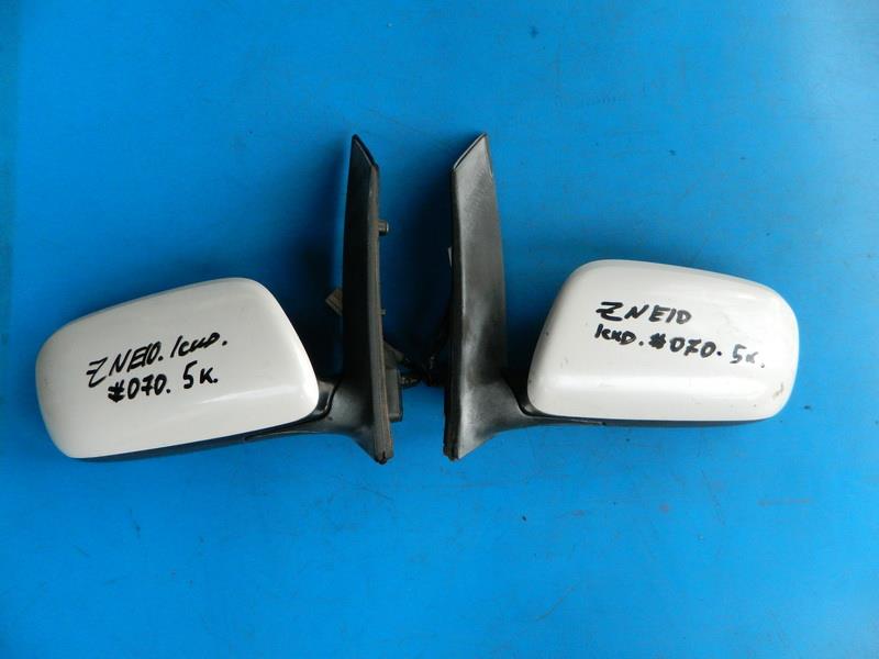 Зеркало Toyota Wish ZNE10