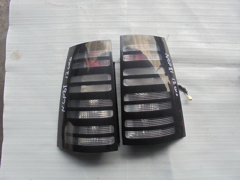 Стоп-сигнал Toyota Sienta