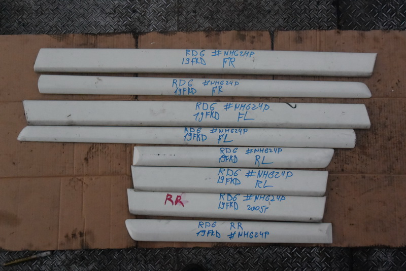 Молдинг на дверь Honda CR-V RD6