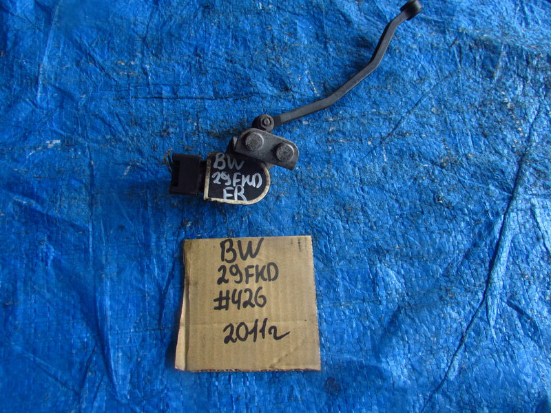 Датчик положения кузова Volvo V70