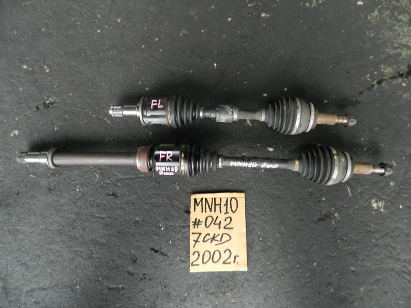 Привод Toyota Alphard MNH10