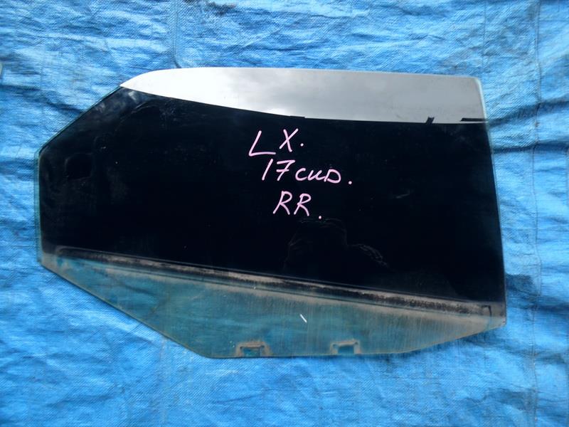 Стекло двери Chrysler 300c LX