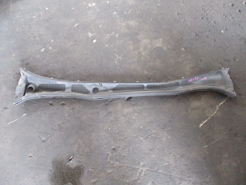 Решетка под лобовое стекло Toyota Vista Ardeo