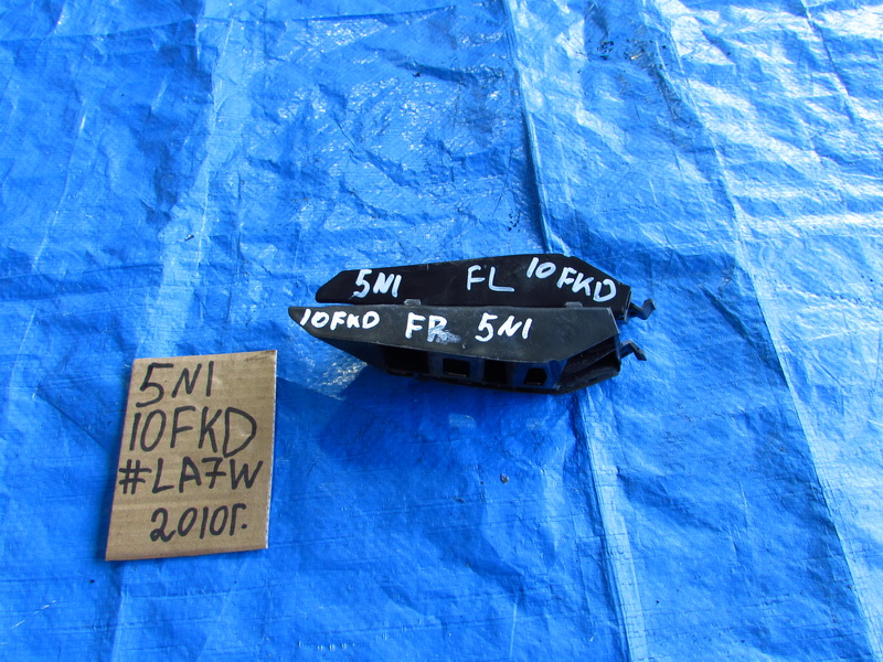 Крепление бампера Volkswagen Tiguan 5N1