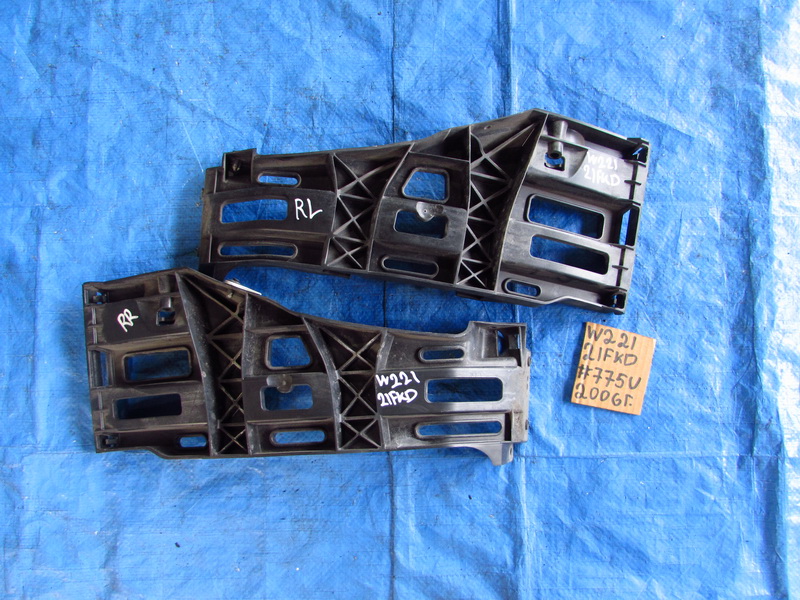 Крепление бампера Mercedes-benz S-class