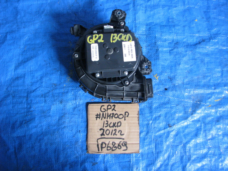 Мотор охлаждения батареи Honda Fit Shuttle GP2