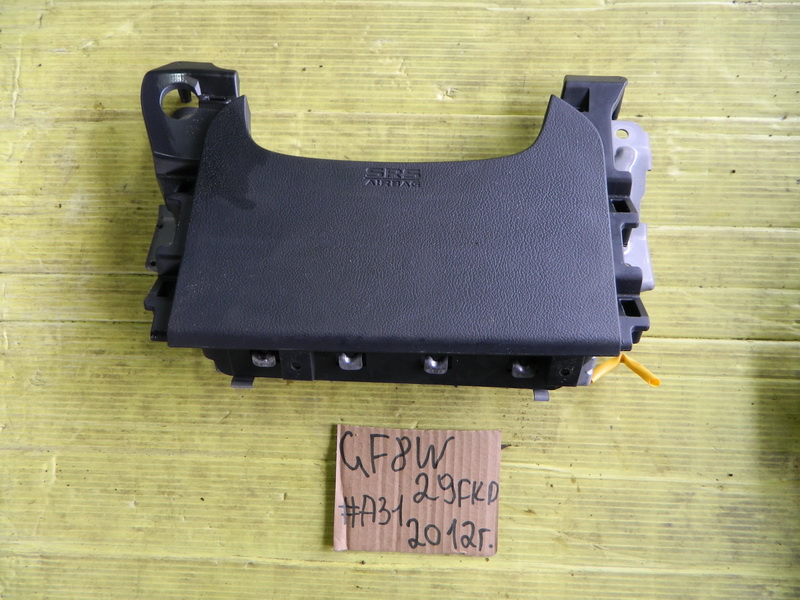 Airbag коленный Mitsubishi Outlander