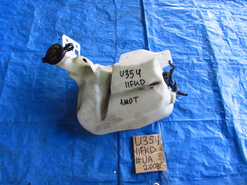 Бачок стеклоомывателя Ford Expedition U354