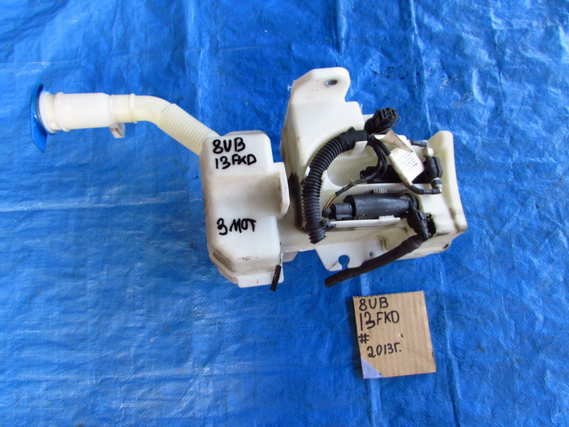 Бачок стеклоомывателя Audi Q3 8UB