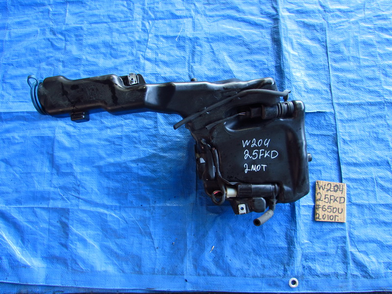 Бачок стеклоомывателя Mercedes-benz C-class