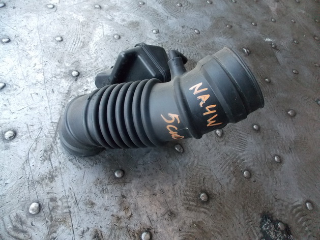 Патрубок Mitsubishi Grandis