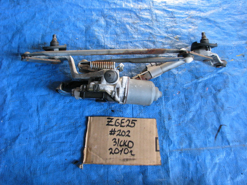 Трапеция дворников Toyota Wish