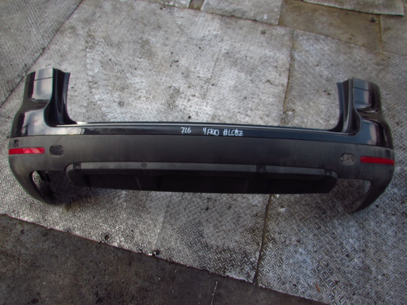 Бампер Volkswagen Touareg 7L6