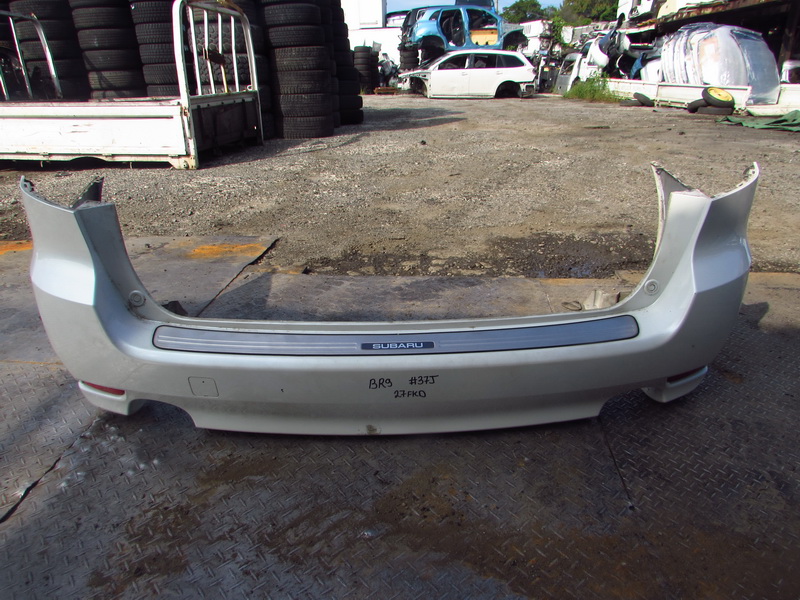 Бампер Subaru Legacy