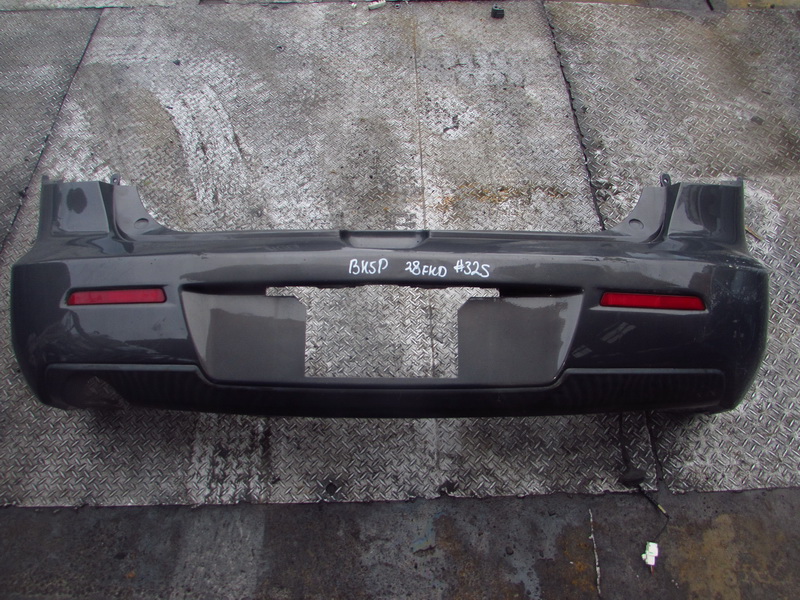 Бампер Mazda Axela BK5P