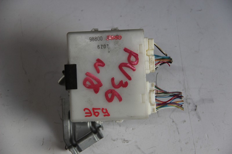 Блок управления подрулевых переключателей Nissan Skyline PV36